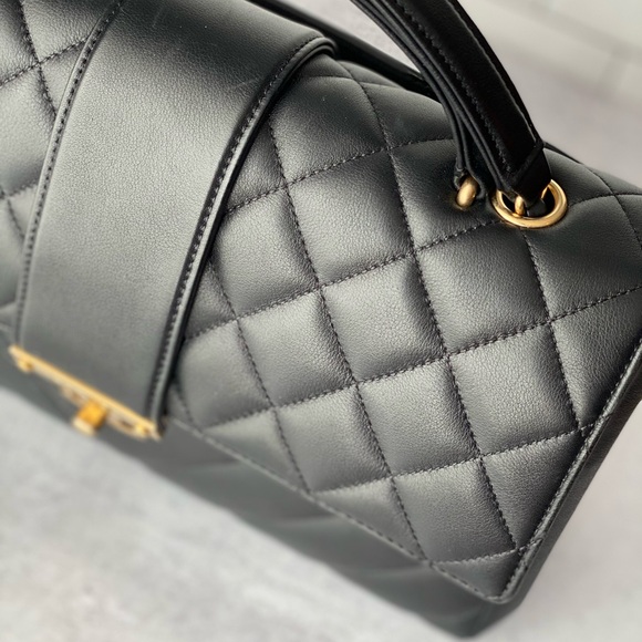 Rare Chanel Black Quilted Lambskin Top Handle Handbag - Picture 6 of 14